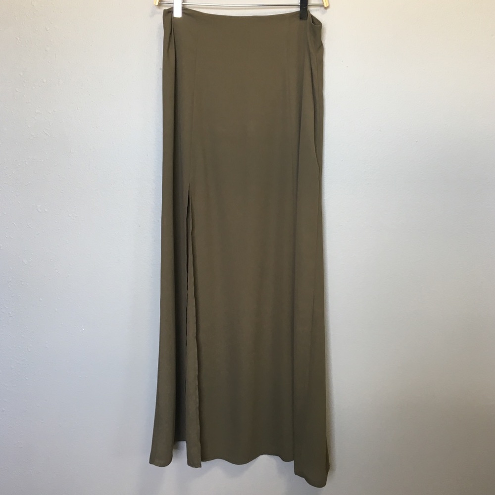 Forever 21 olive green long skirt